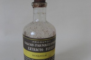 Frasco com Extracto Fluído de Hamamelis